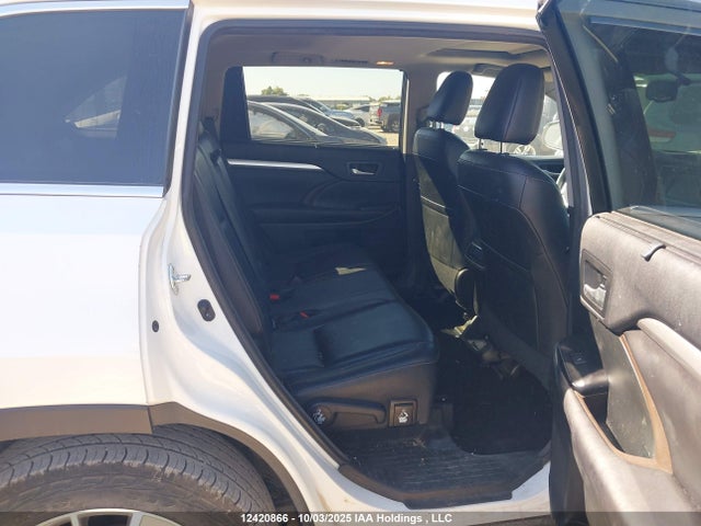 Toyota 2gr-fe 2016 5TDJKRFH7GS333075 Image 8