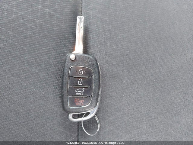 12420869 :رقم المزاد ، KM8J2CA49JU678043 vin ، 2018 Hyundai Tucson Base 2.0l مزاد بيع