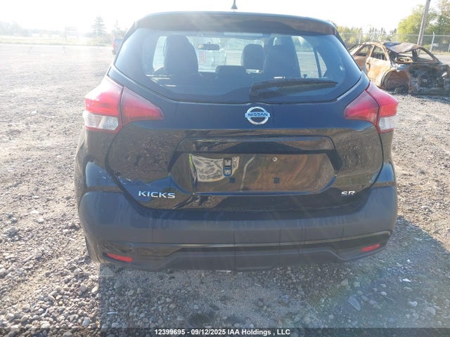 3N1CP5CU1KL545282 Nissan 2019