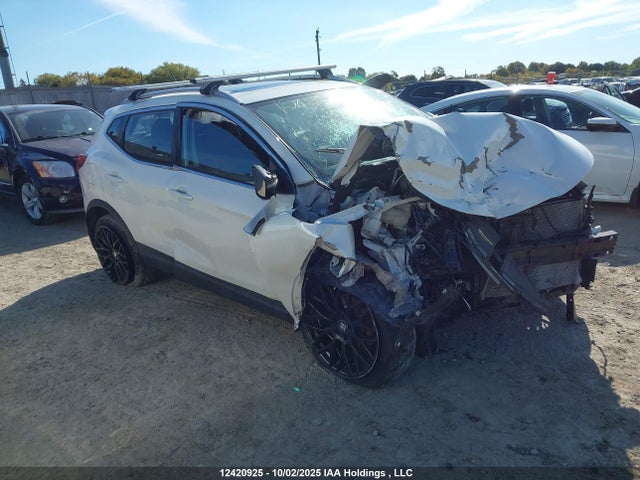 JN1BJ1CR4JW262272 Nissan ROGUE SPORT