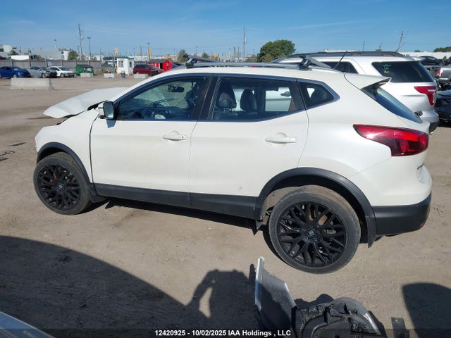 JN1BJ1CR4JW262272 Nissan ROGUE SPORT