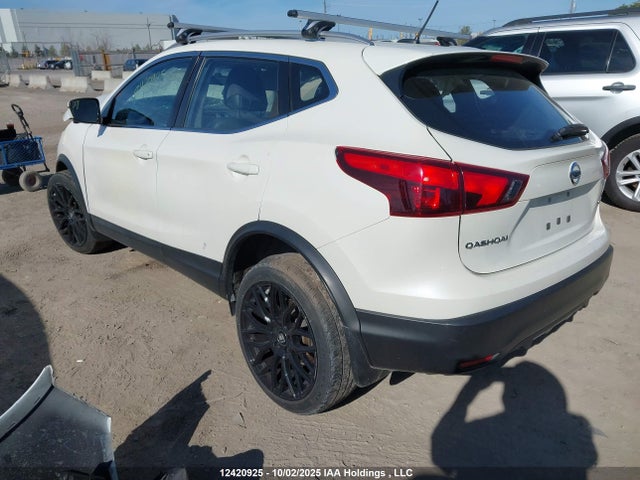 JN1BJ1CR4JW262272 Nissan ROGUE SPORT