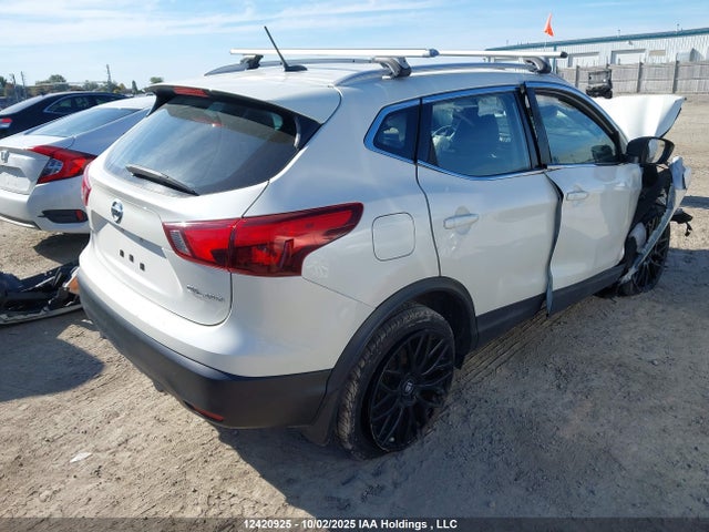 JN1BJ1CR4JW262272 Nissan ROGUE SPORT