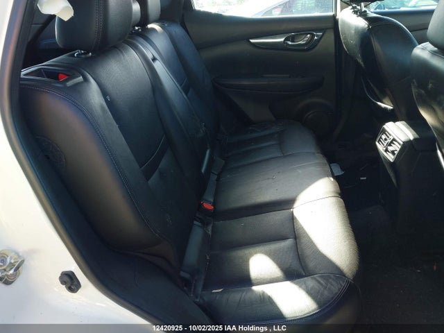 JN1BJ1CR4JW262272 Nissan ROGUE SPORT