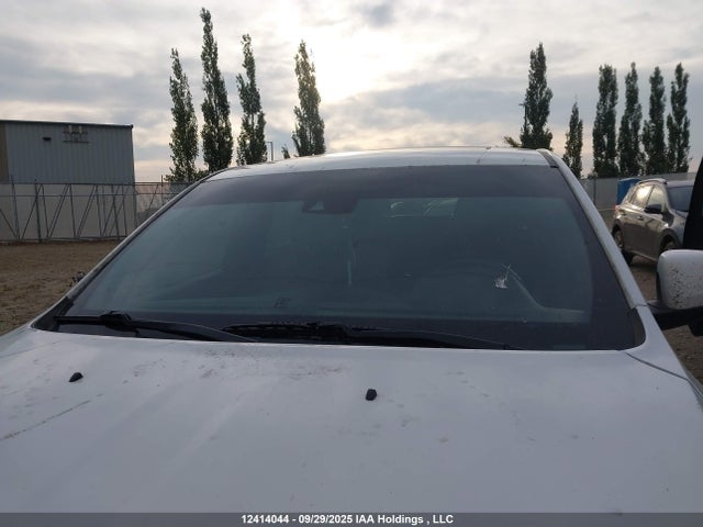 1C4SDJCT0EC481981 Dodge 2014