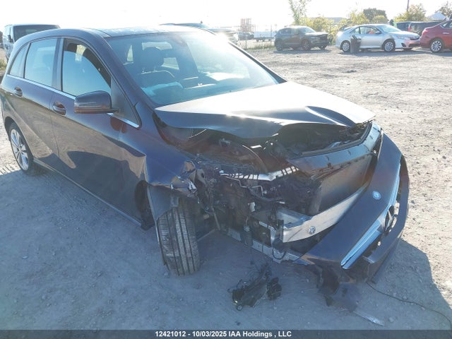 WDDMH4GB6GJ401331 Mercedes-Benz B-Class