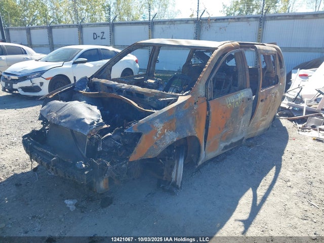2C4RC1CG2ER218872 Chrysler Town and Country