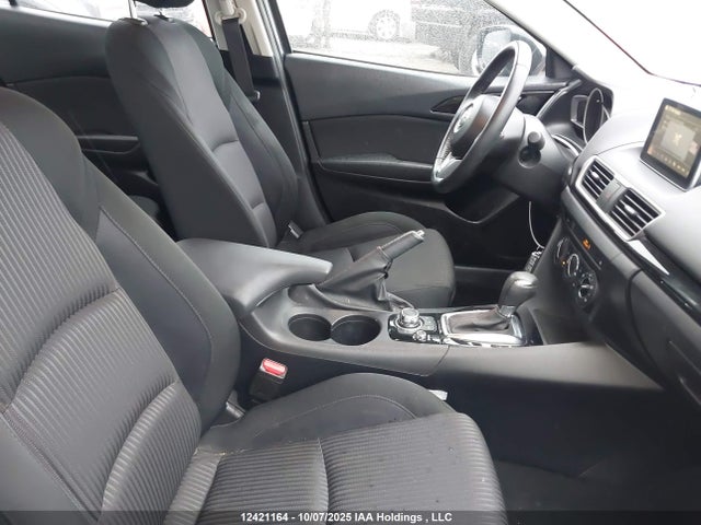 3MZBM1V74FM203601 Mazda pe