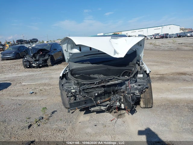 Tesla MODEL X 2018 5YJXCDE2XJF105025 Image 13