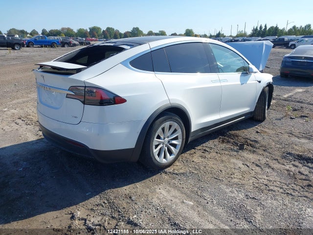 Tesla MODEL X 2018 5YJXCDE2XJF105025 Image 4
