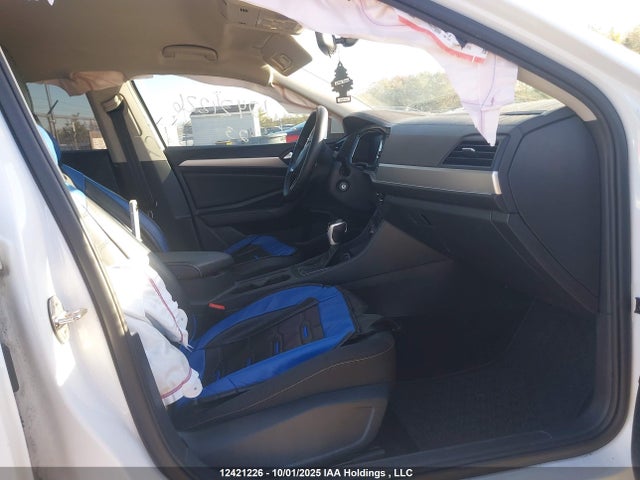 3VWCM7BU7PM004657 Volkswagen tsi
