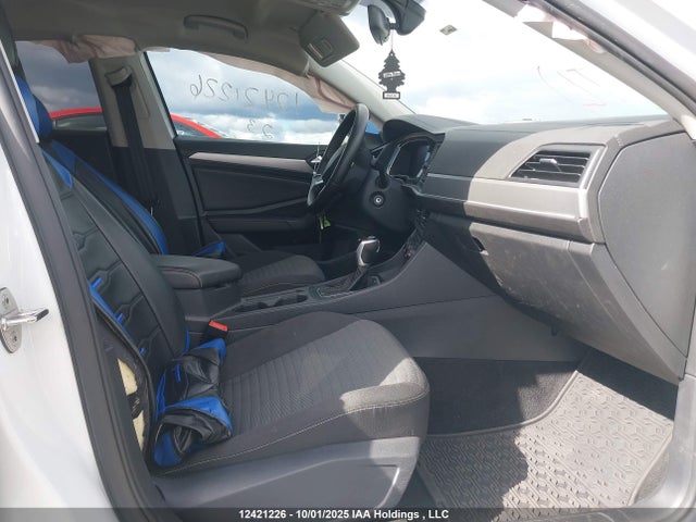 3VWCM7BU7PM004657 Volkswagen tsi