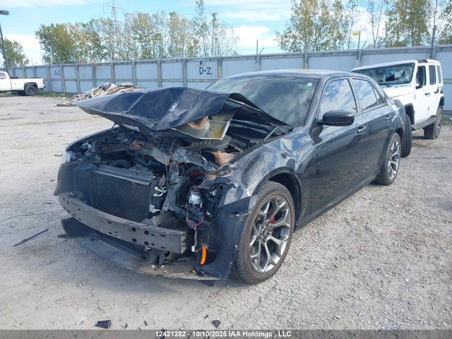 2017 Chrysler 300 S მანქანა იყიდება აუქციონზე, vin: 2C3CCABT7HH646200, აუქციონის ნომერი: 12421282