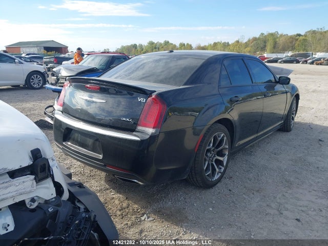 2017 Chrysler 300 S მანქანა იყიდება აუქციონზე, vin: 2C3CCABT7HH646200, აუქციონის ნომერი: 12421282