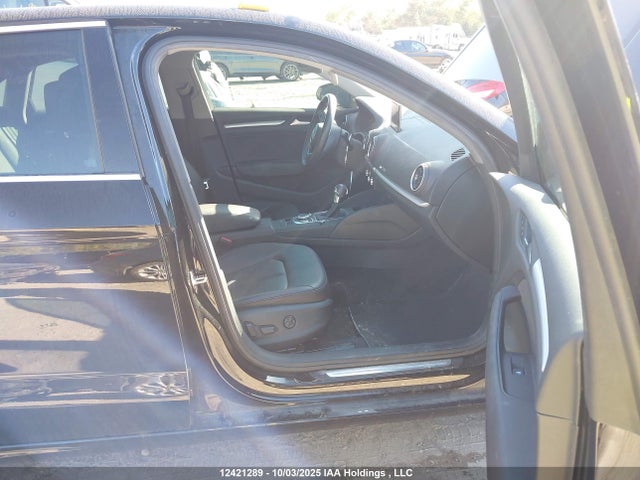 Audi 2017 2017 WAUAUGFF2H1067277 Image 5