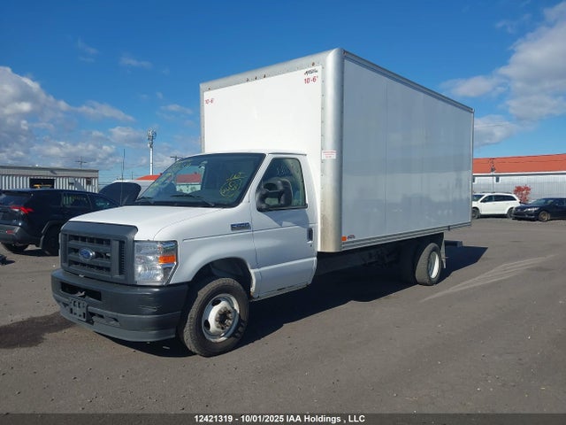 Ford E-450 2023 1FDWE4FKXPDD28181 Image 2