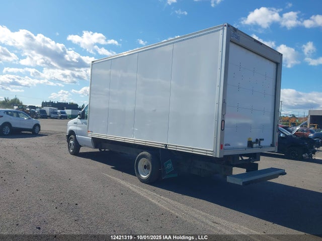Ford E-450 2023 1FDWE4FKXPDD28181 Image 3