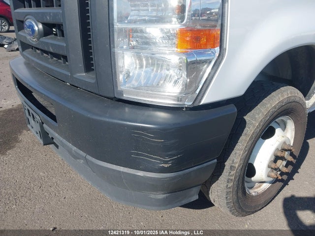 Ford E-450 2023 1FDWE4FKXPDD28181 Image 6