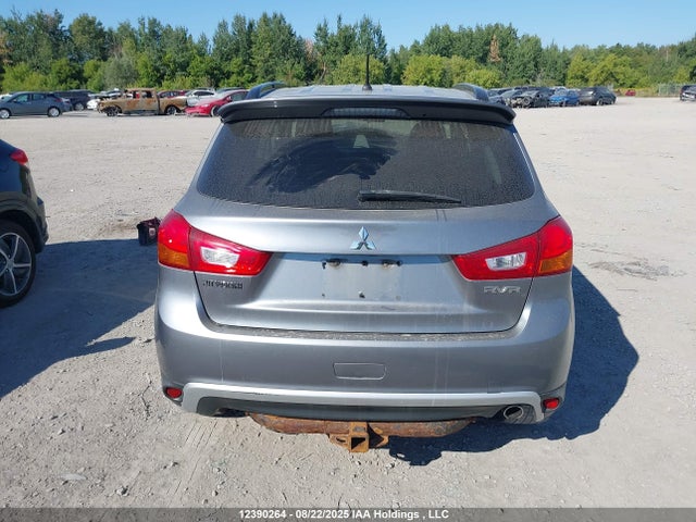 Mitsubishi dohc mivec 2015 4A4AJ4AU6FE604165 Image 17
