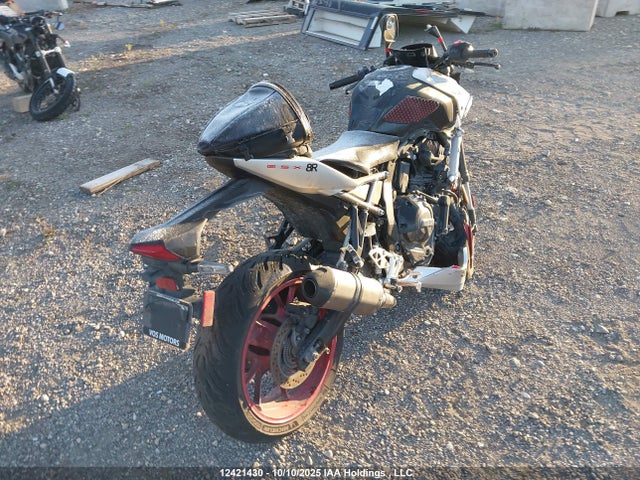JS1EM13B1R7100202 Suzuki Gsx800 F
