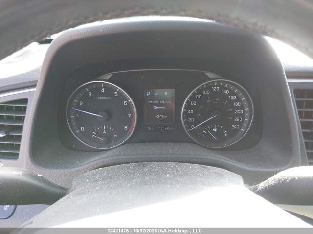 KMHD84LF4HU130462 Hyundai Elantra
