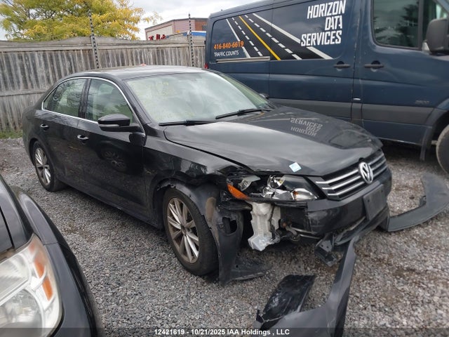 12421619 :رقم المزاد ، 1VWBS7A39FC042255 vin ، 2015 Volkswagen Passat Se مزاد بيع