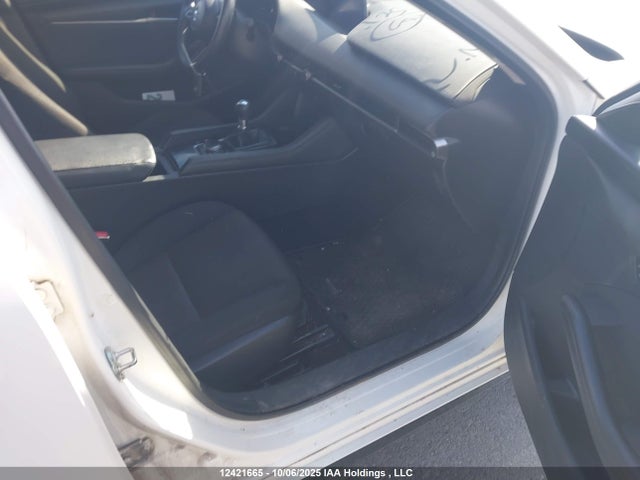 Mazda pe 2019 3MZBPAB7XKM103038 Image 5