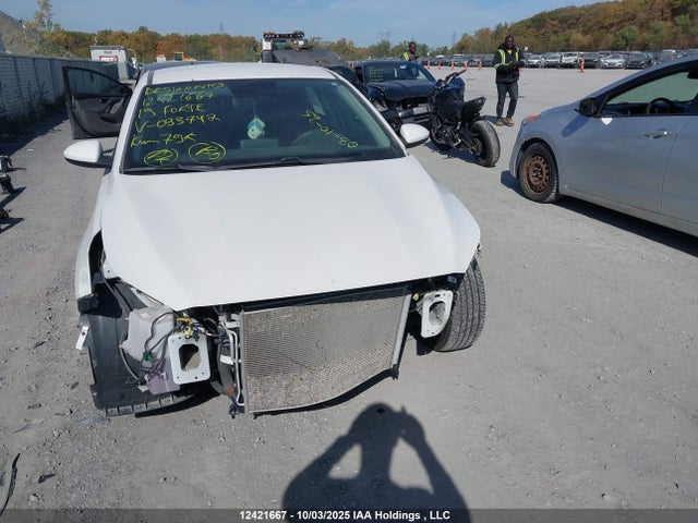 3KPF24AD1KE093747 KIA mpi nu