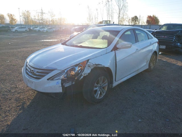 12421708 :رقم المزاد ، 5NPEB4AC3EH856046 vin ، 2014 Hyundai Sonata مزاد بيع