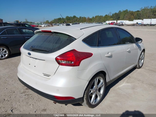 1FADP3N21GL206273 Ford 2016