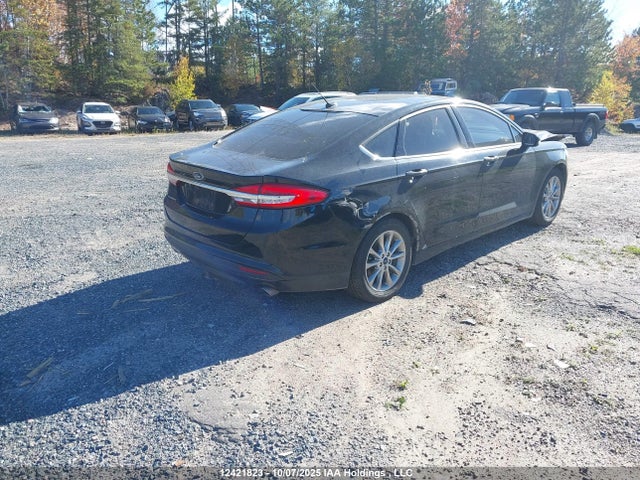 3FA6P0H76HR362214 Ford 2017