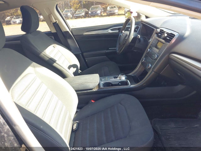 3FA6P0H76HR362214 Ford 2017