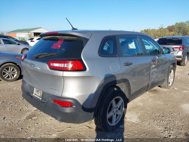 1C4PJLAS4EW321525 Jeep Cherokee