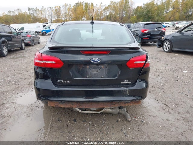 Ford FOCUS SE 2015 1FADP3F20FL272357 Image 15