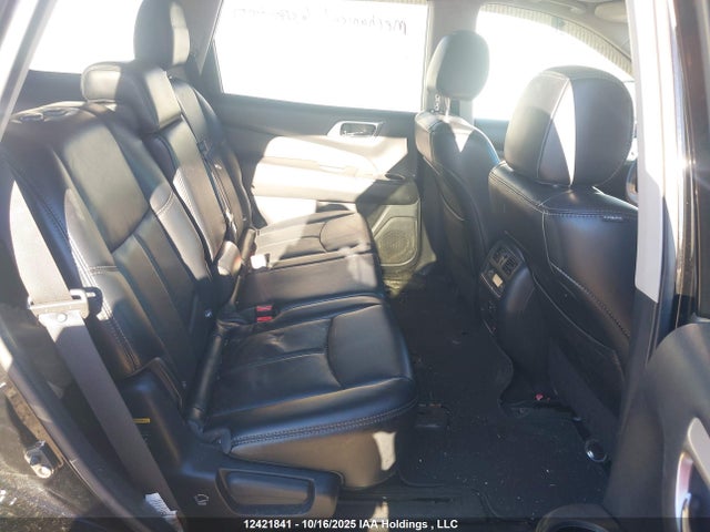 5N1DR2MM6HC694005 Nissan Pathfinder Platinum/s/sl/sv