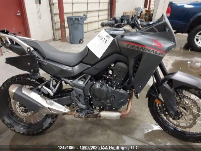 JH2RD1629RK100326 Honda Xl750