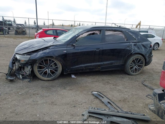 WA1FVAF11KD042989 Audi Q8