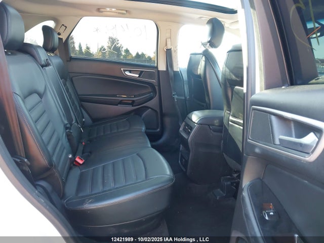 12421989 :رقم المزاد ، 2FMPK4J83HBB99815 vin ، 2017 Ford Edge مزاد بيع