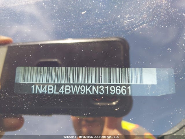 1N4BL4BW9KN319661 Nissan Altima
