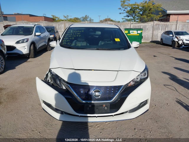 1N4BZ1CP6KC311677 Nissan 2019
