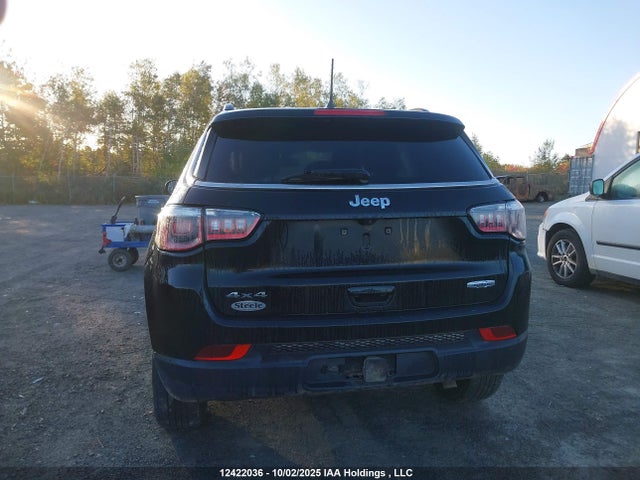 Jeep Compass 2019 3C4NJDBB2KT776256 Image 17