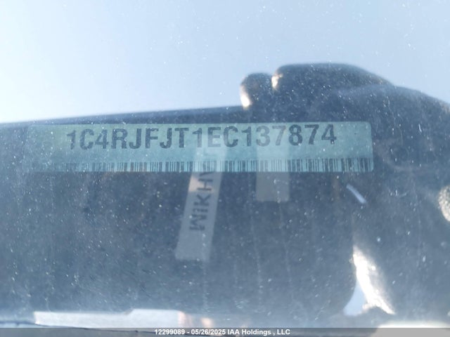 1C4RJFJT1EC137874 Jeep Grand Cherokee