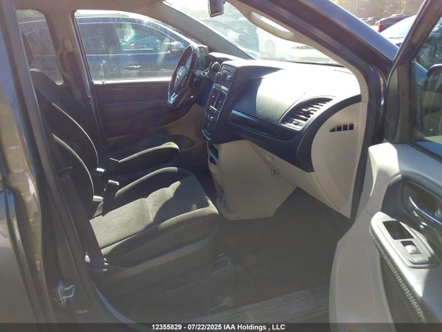 2C4RDGBG9HR741621 Dodge Grand Caravan