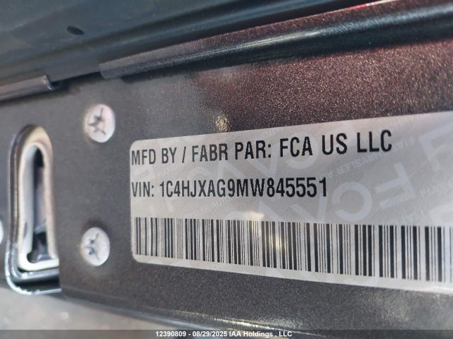 1C4HJXAG9MW845551 Jeep 2021