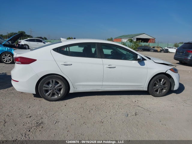 KMHD84LF3HU100921 Hyundai 2017