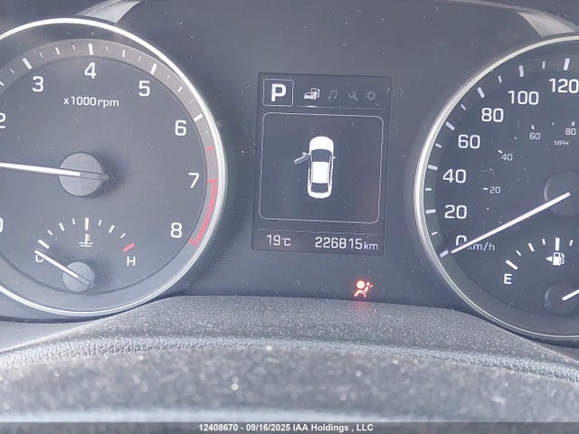 KMHD84LF3HU100921 Hyundai 2017
