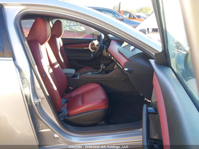 JM1BPBMYXP1617796 Mazda py