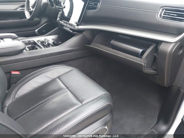 Продаж на аукціоні авто 2024 Jeep Wagoneer Series Ii, vin: 1C4SJVBP4RS113156, номер лоту: 12422295