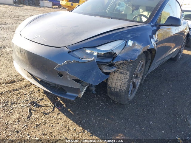 5YJ3E1EB3NF101850 Tesla MODEL 3