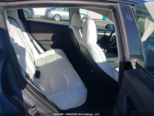 5YJ3E1EB3NF101850 Tesla MODEL 3